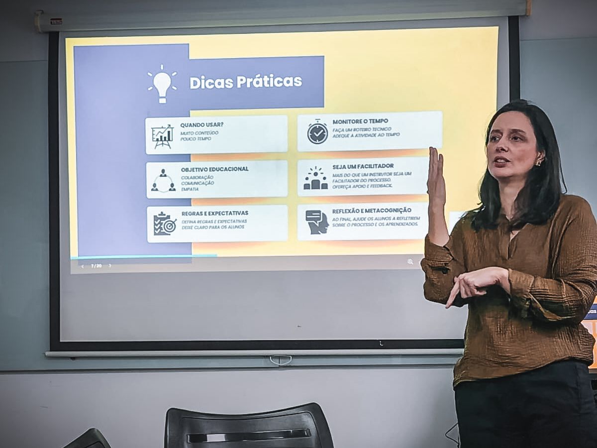 Treinamento docente em metodologias ativas